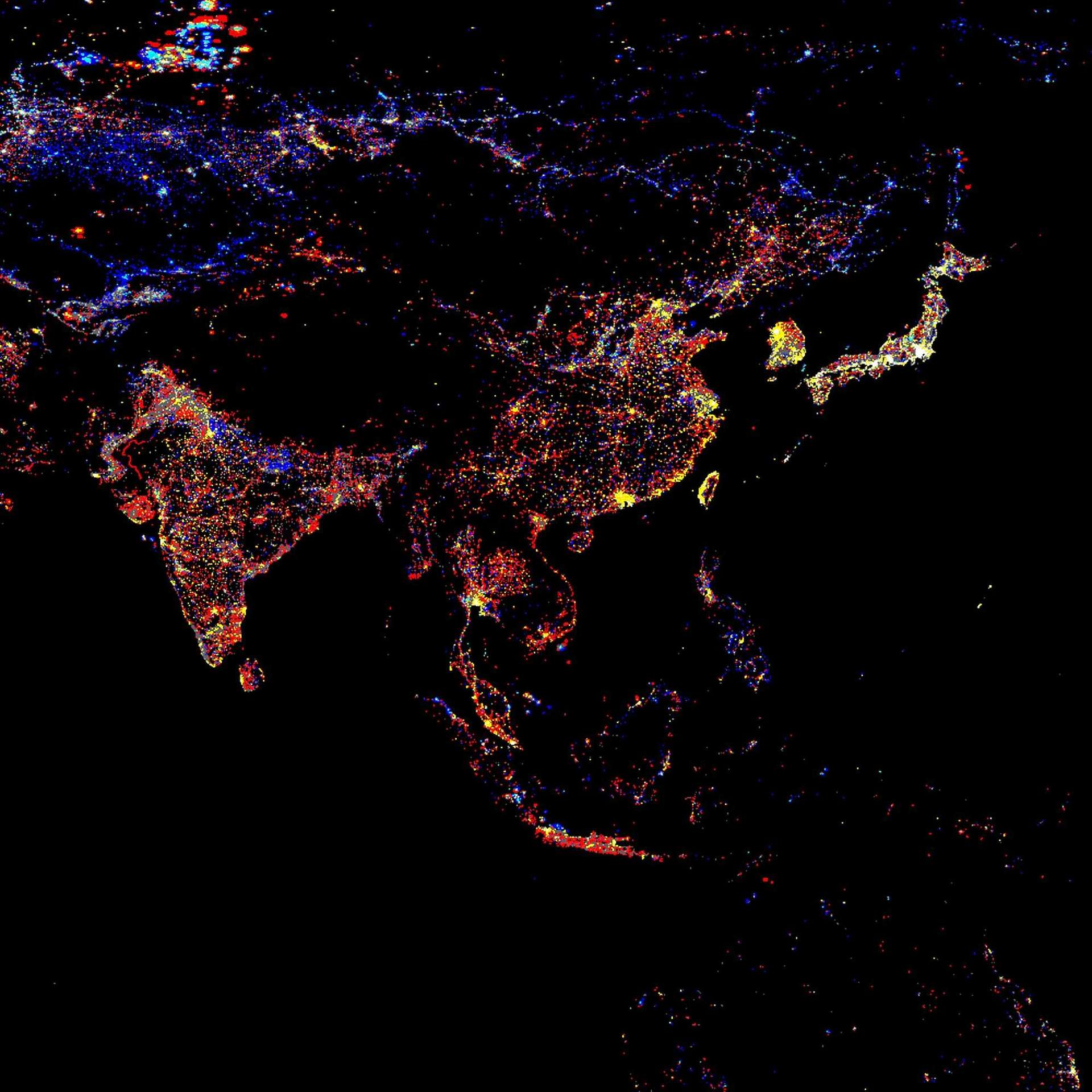 Ночи евразии. Ночной вид из космоса. Земля ночью. Земля из космоса ночью Россия. Ночные снимки земли из космоса.